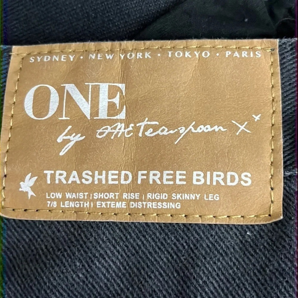 One Teaspoon Trashed Free Birds in Vintage Black with Ankle Zips - Size 2 (US) - Picture 9 of 11